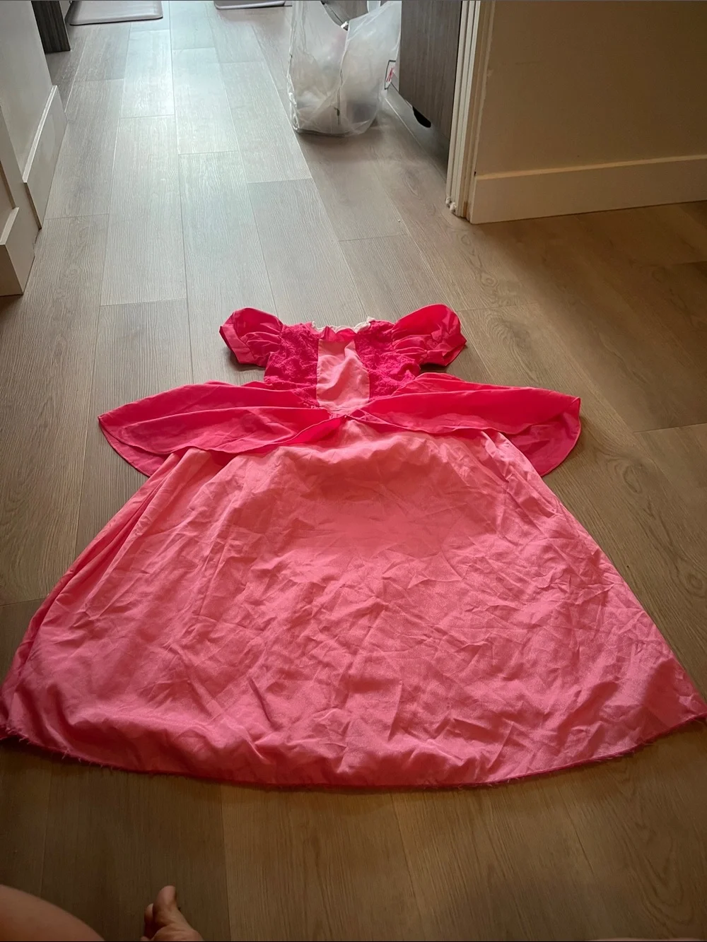 Princess Peach costume dress